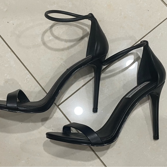 Steve Madden heels - Picture 2 of 5